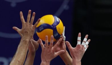 Voleybol: Efeler Ligi ve Sultanlar Ligi’nde görünüm