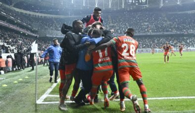 Alanyaspor Beşiktaş’ı evinde mağlup etti