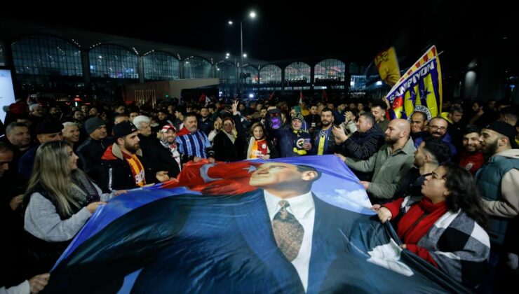 Fenerbahçe ve Galatasaray İstanbul’a döndü