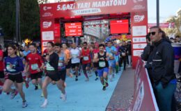 Gaziantep’te 5. Gazi Yarı Maratonu’na 1300 atlet katıldı