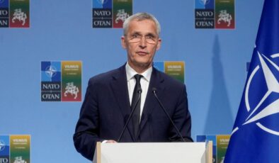 NATO Genel Sekreteri Stoltenberg veda konuşması yaptı