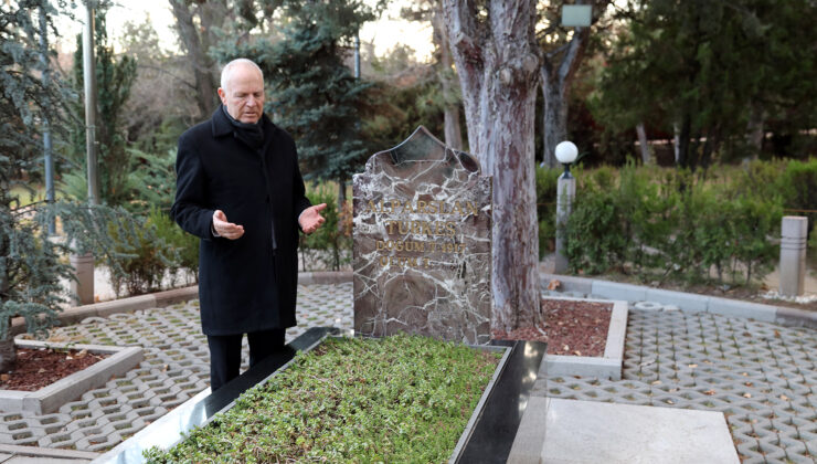 Töre:Türklük şuurunu geliştirerek işte ve fikirde birlik sağlanmalıdır