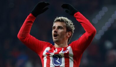 Antoine Griezmann Atletico Madrid tarihine geçti