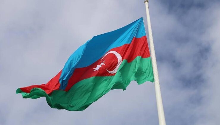 Azerbaycan’da cumhurbaşkanı seçimi için aday sayısı 3 oldu