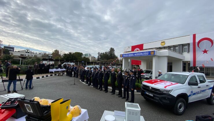 Türkiye tarafından hibe edilen toplam 12 araç ve çeşitli malzemeler törenle PGM’ye teslim edildi