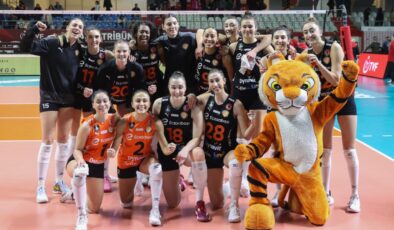 CEV’de Eczacıbaşı adını çeyrek finale yazdırdı