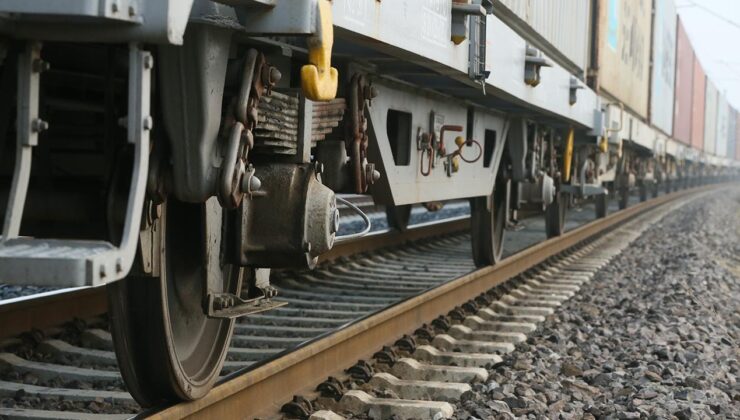 Hamburg tren istasyonunda tehlikeli virüs alarmı