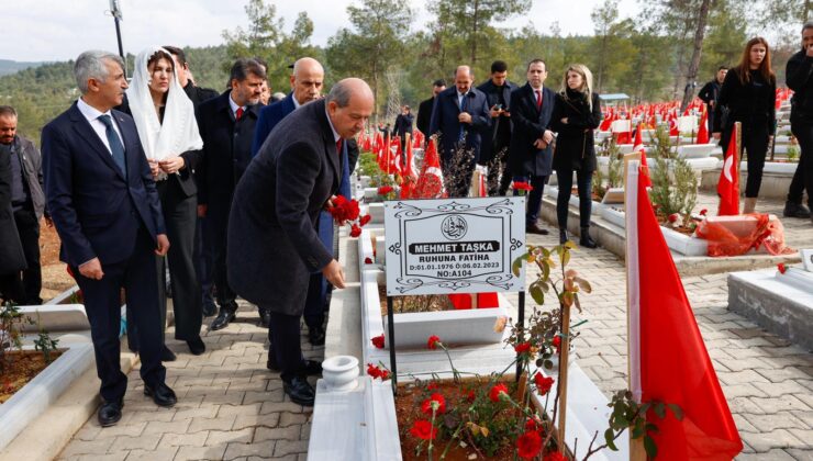 Cumhurbaşkanı Tatar, Kahramanmaraş’ta Deprem Şehitliği’ni ziyaret etti