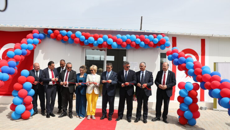 Tangül Ünal Çağıner Çocuklara Yardım Vakfı tarafından Erenköy Lisesi’ne yapılan yeni kantin binası açıldı