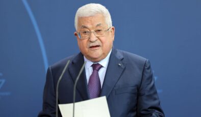 Abbas: İki devletli çözüm Gazze’ye saldırıların durmasına bağlı