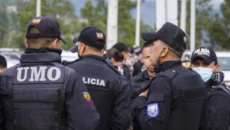 Ekvador polisinden Meksika Büyükelçiliği’ne baskın