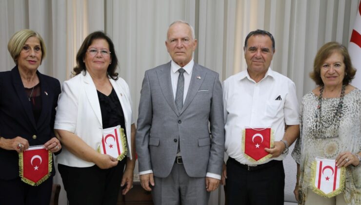 Töre, Larnakalılar Derneği heyetini kabul etti