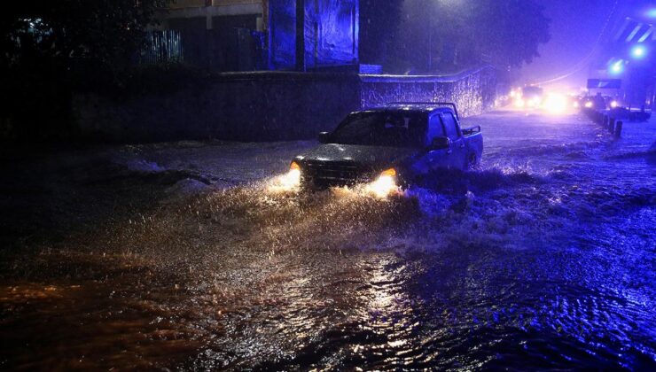 El Salvador'da sel: 5 ölü