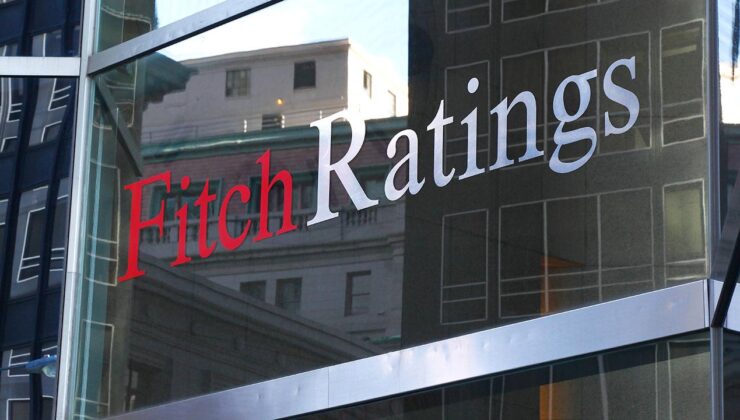 Fitch, Azerbaycan’ın kredi notunu yükseltti