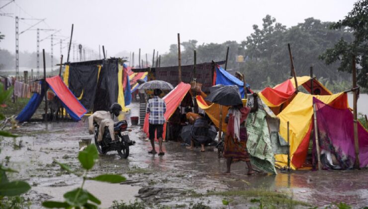 Hindistan’ın Tripura eyaletindeki sel ve heyelanlarda ölenlerin sayısı 22’ye çıktı