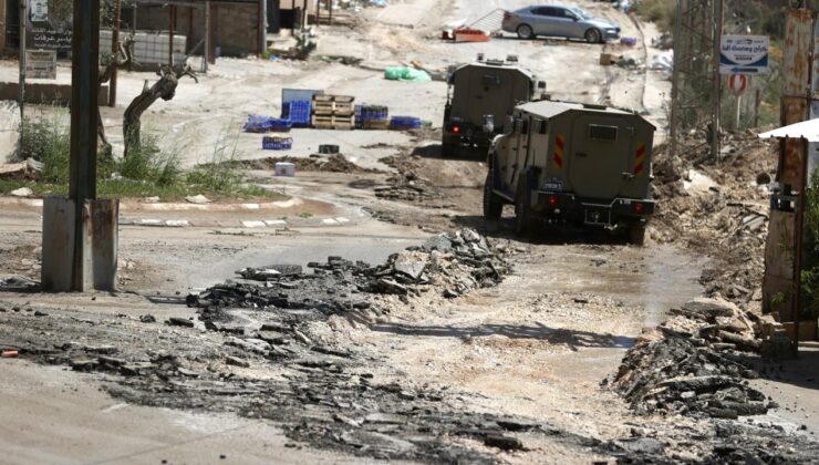 İşgalci İsrail ordusu, Batı Şeria’nın çeşitli kentlerine baskınlar düzenledi