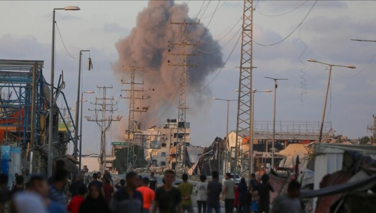 Katil İsrail’in Gazze’deki saldırılarında 10 Filistinli öldü