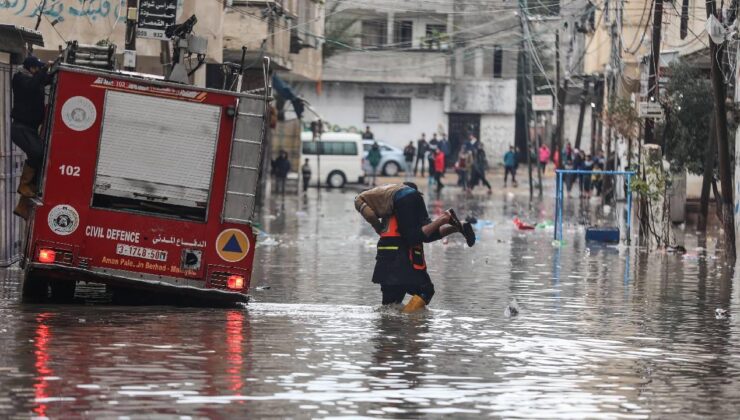 Deyr el-Belah Belediyesi’nden Selka Vadisine sığınan Filistinlilere sel uyarısı