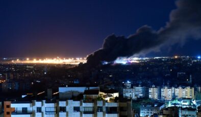 Katil İsrail’in Beyrut’a düzenlediği hava saldırısında 6 kişi öldü