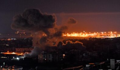 Soykırımcı İsrail’in Beyrut’a düzenlediği saldırıda 2 kişi hayatını kaybetti