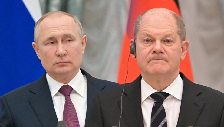 Putin ve Scholz, 2 yıl sonra telefonda görüştü