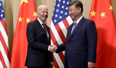 Biden ve Şi, APEC Zivesi’nde görüştü