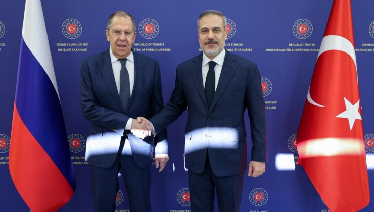 Rusya Dışişleri Bakanı Lavrov: Türkiye ile her alanda temas halindeyiz