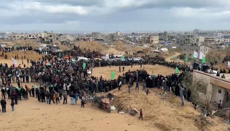 Hamas, İsrail saldırısında ölen 4 İsrailli esirin cenazesini Kızılhaç’a teslim etti